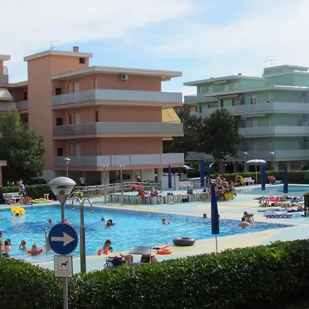 Super In Amazing Apartment Bibione
